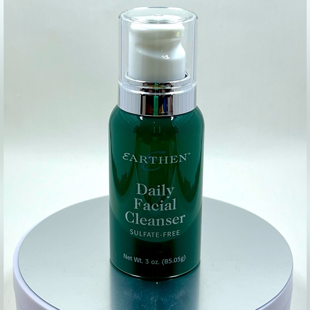 EARTHEN Daily Facial Cleanser Sulfate-Free 3 oz NIB